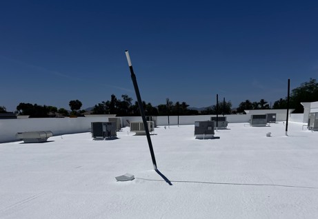 Commercial white reflective roof in Arizona