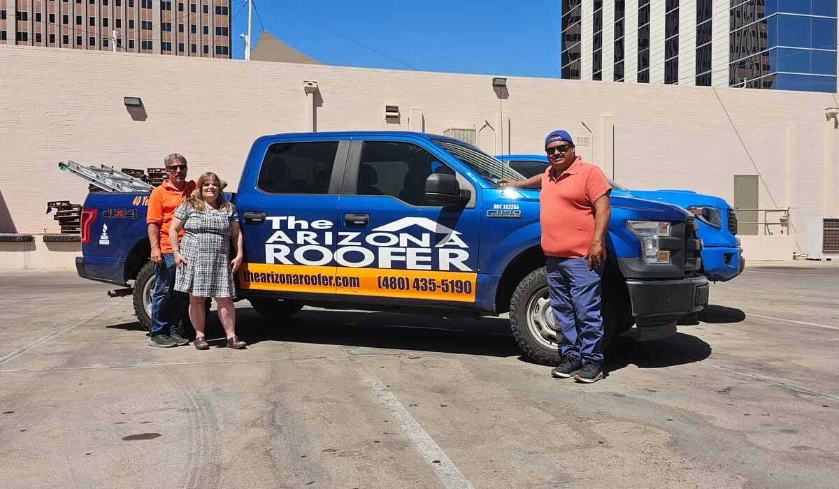 The-Arizona-Roofer-Team-with-Truck The-Arizona-Roofer-Team-with-Truck